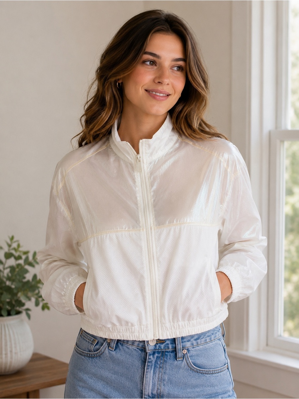 Alala Iridescent White Lightweight Zip-Up Jacket – Women’s Small
